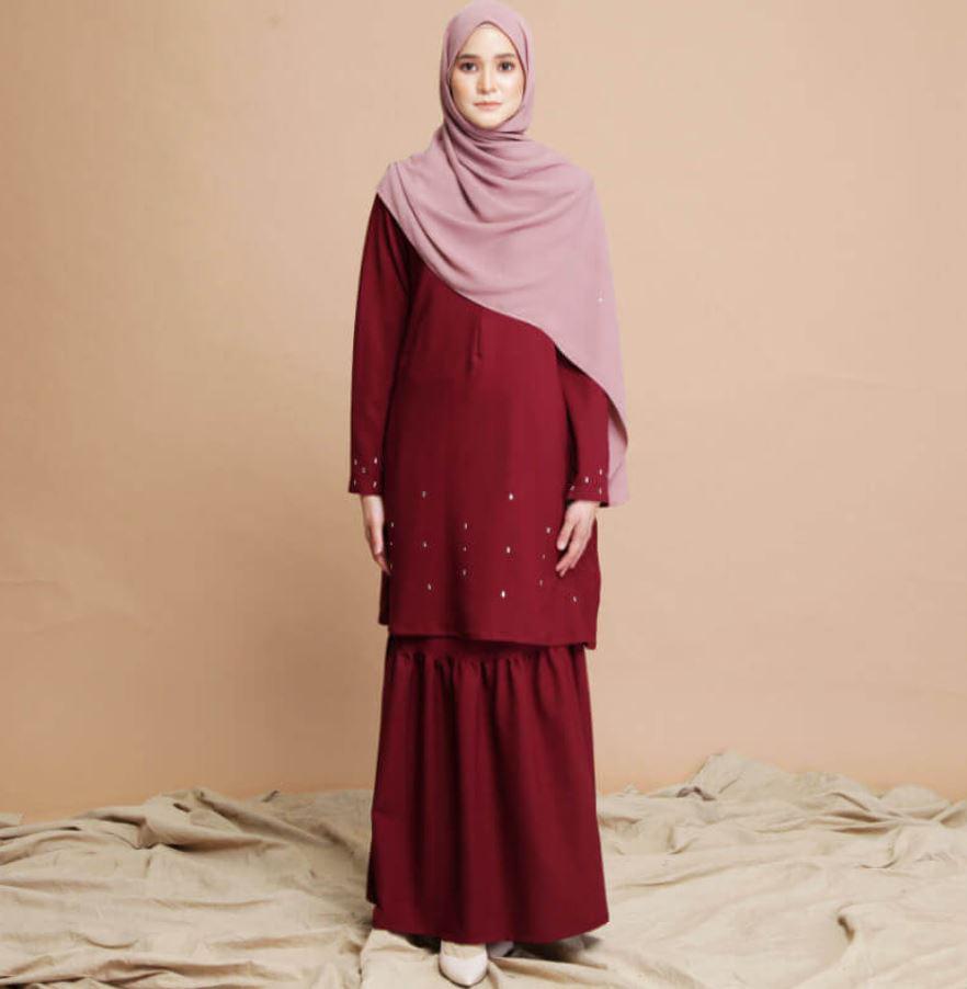 Jilbab Dusty Pink untuk baju merah maroon