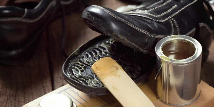 Cara Membuat Lem Sepatu yang Kuat