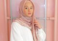 gamis putih cocok dengan hijab warna apa