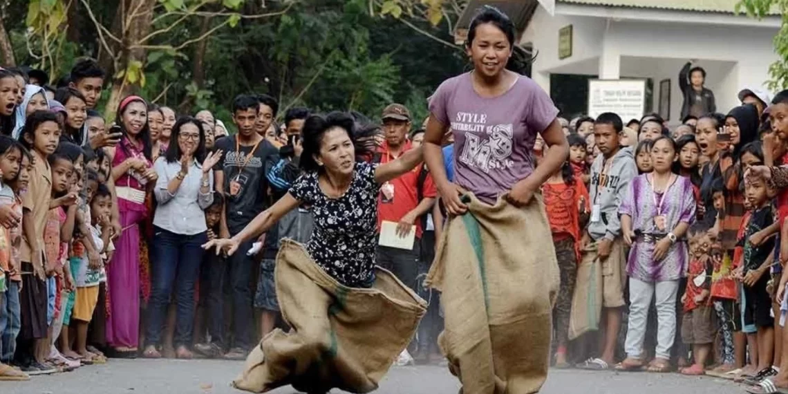 lomba 17 agutus untuk ibu-ibu