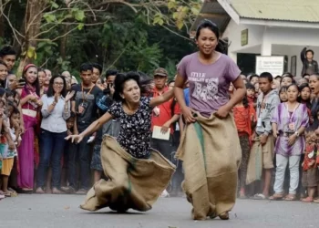 lomba 17 agutus untuk ibu-ibu